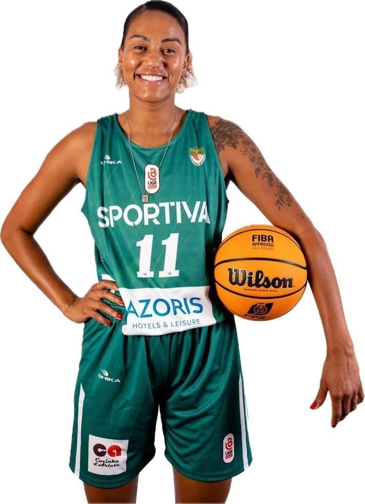 Monique Pereira 3 (1)